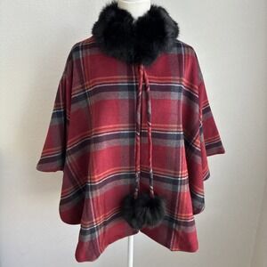 Henig Furs "Fine Furs for 5 Generations" Wool Poncho Rabbit Fur Collar Old Money